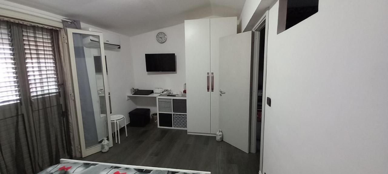 Sabrina'S House Apartment Giardini Naxos Luaran gambar