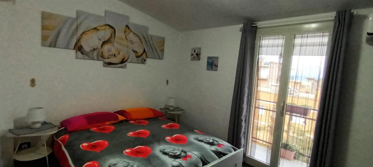 Sabrina'S House Apartment Giardini Naxos Luaran gambar